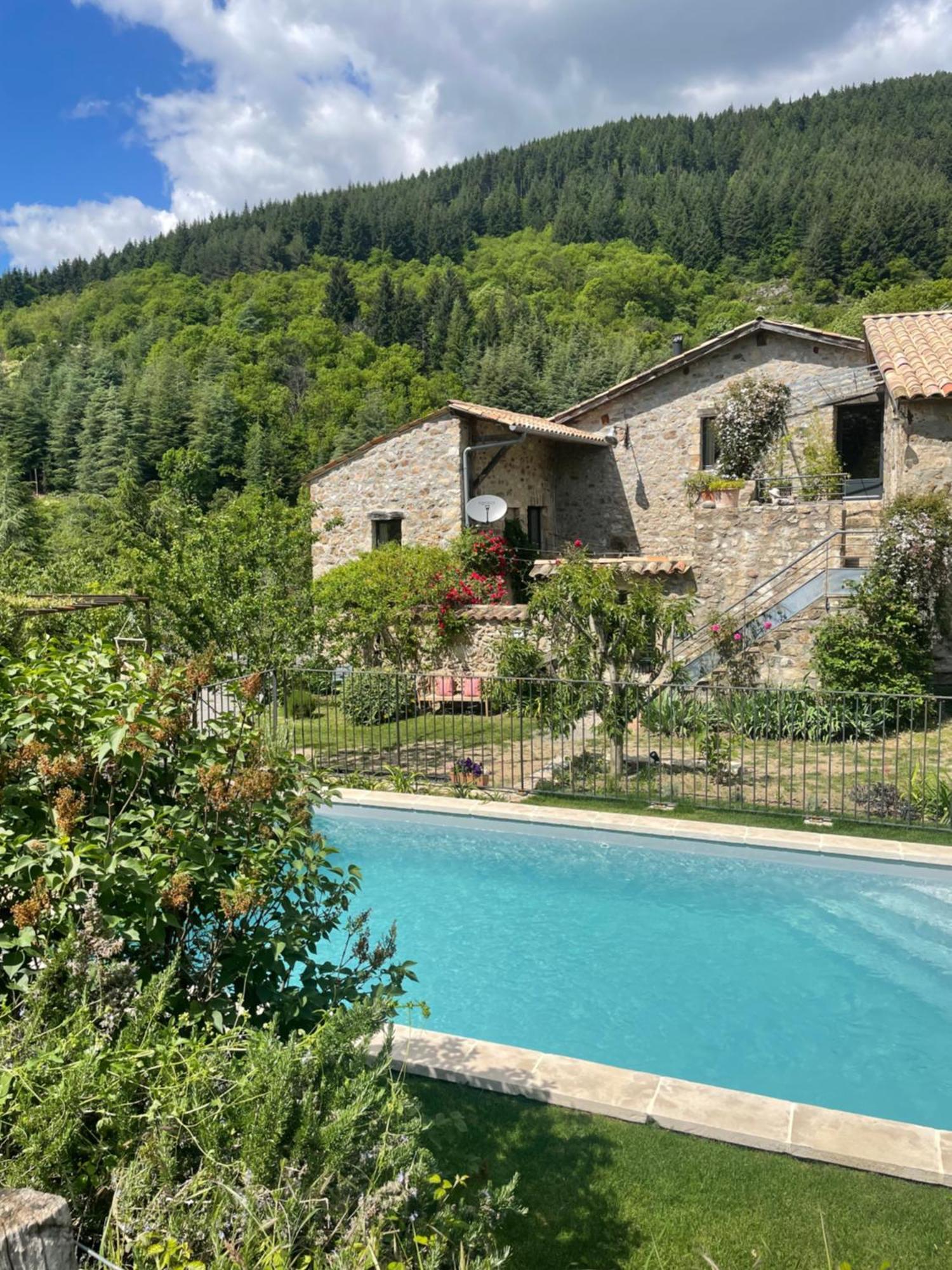 Chirols La Demeure Des Maitres Bed & Breakfast エクステリア 写真